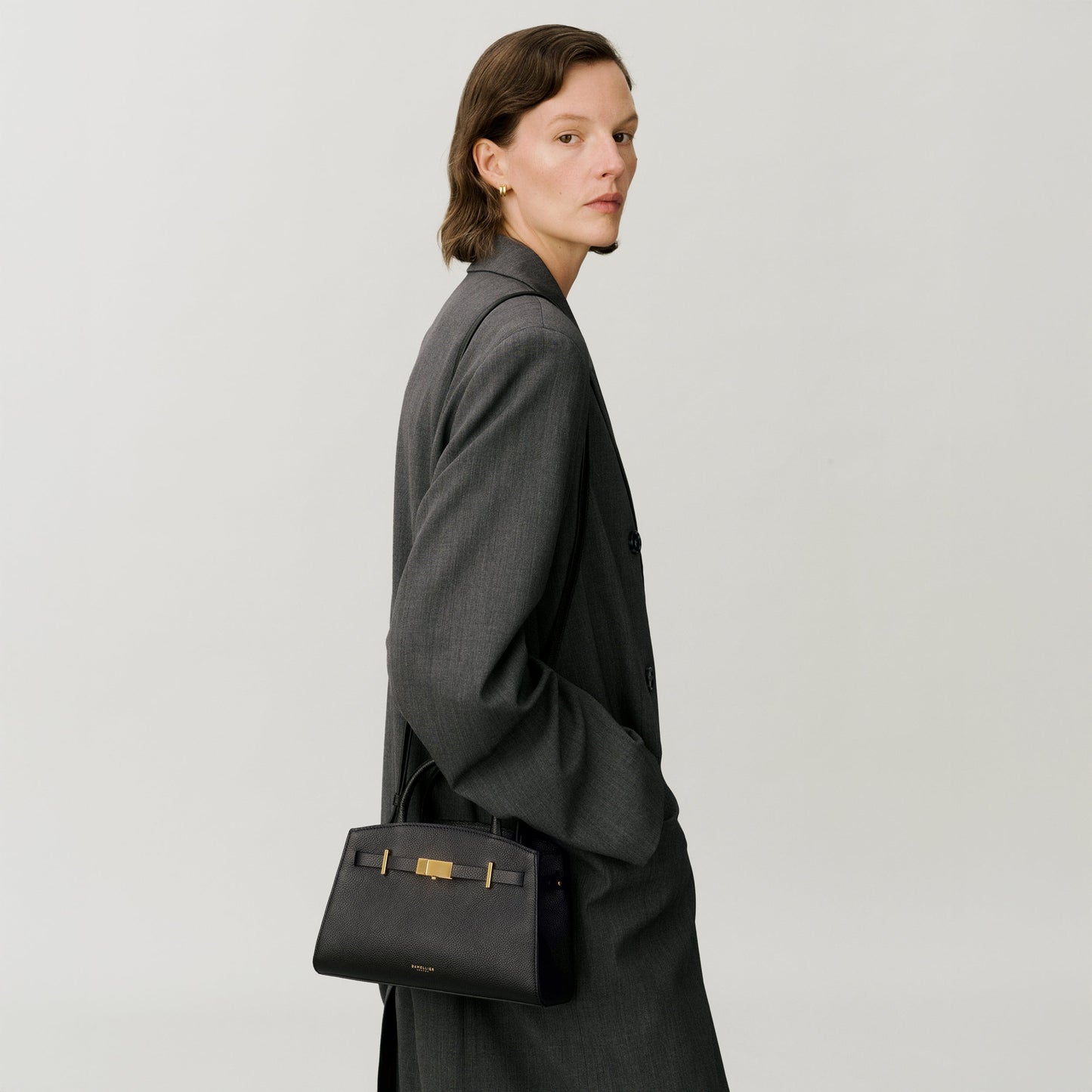 Exclusive The Small Hudson — Small — Size dark taupe small grain — Alternate View 7