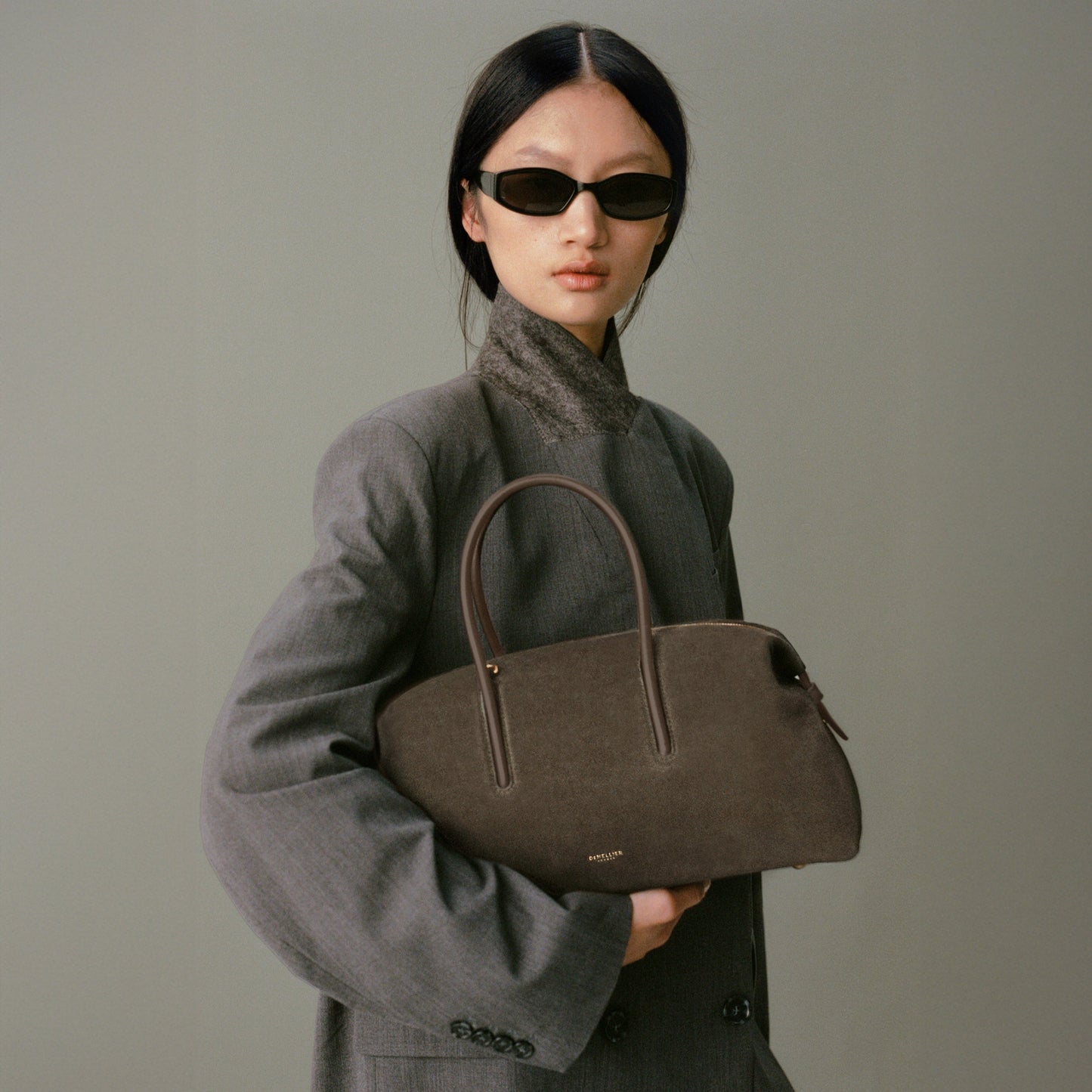 Exclusive The Midi Stockholm — Midi — Size hazel suede & hazel smooth — Side View