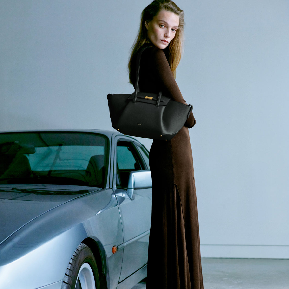 Exclusive The Midi Brooklyn — Midi — Size black small grain — Side View