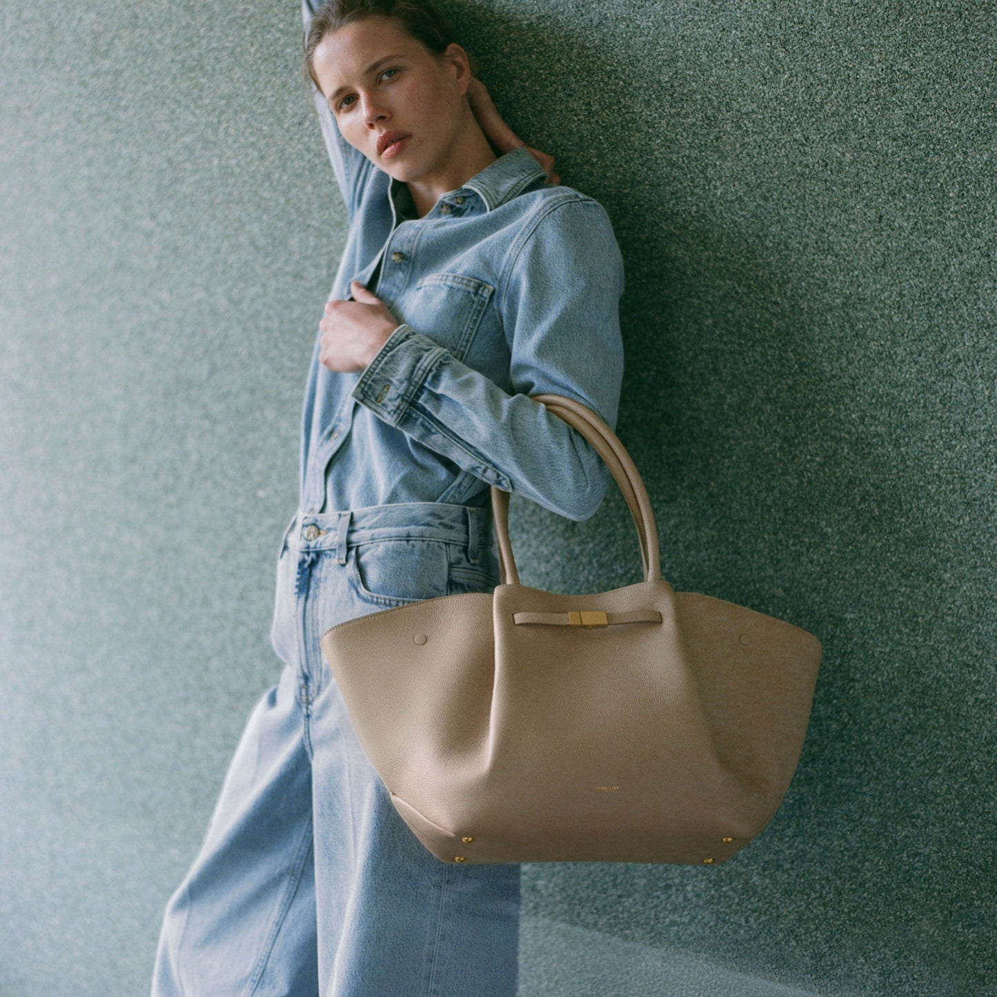 Exclusive The New York — One Size — Size light taupe small grain — Side View