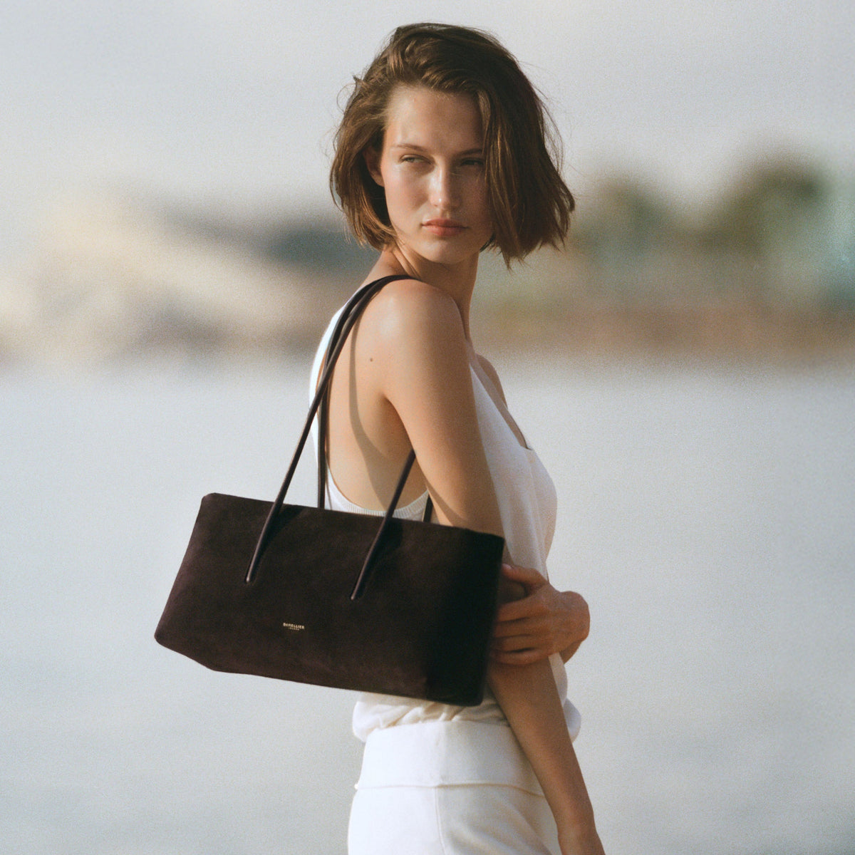Exclusive The Stockholm Shoulder — One Size — Size dark chocolate suede — Side View