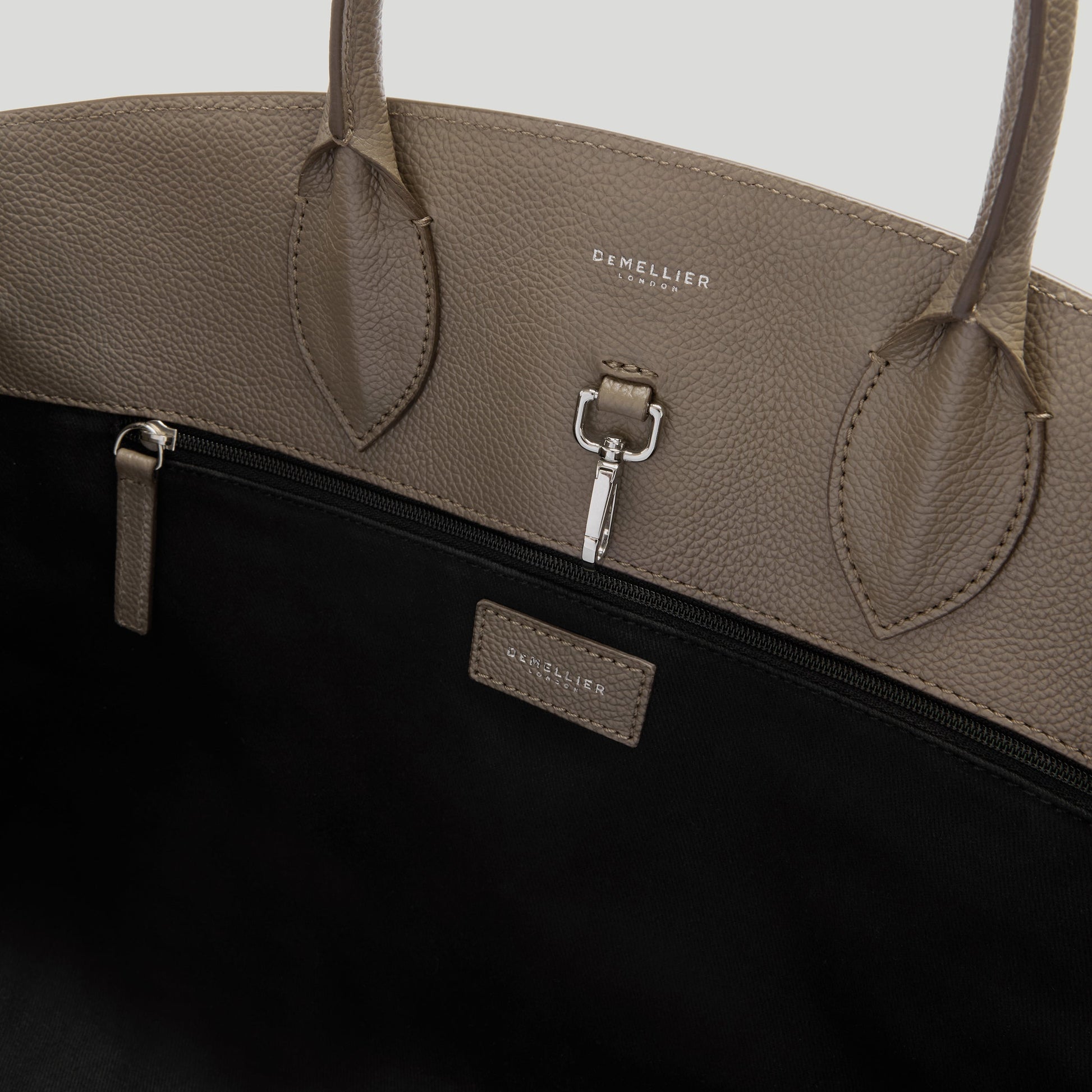 Exclusive The Hudson — One Size — Size dark taupe small grain — Detail View