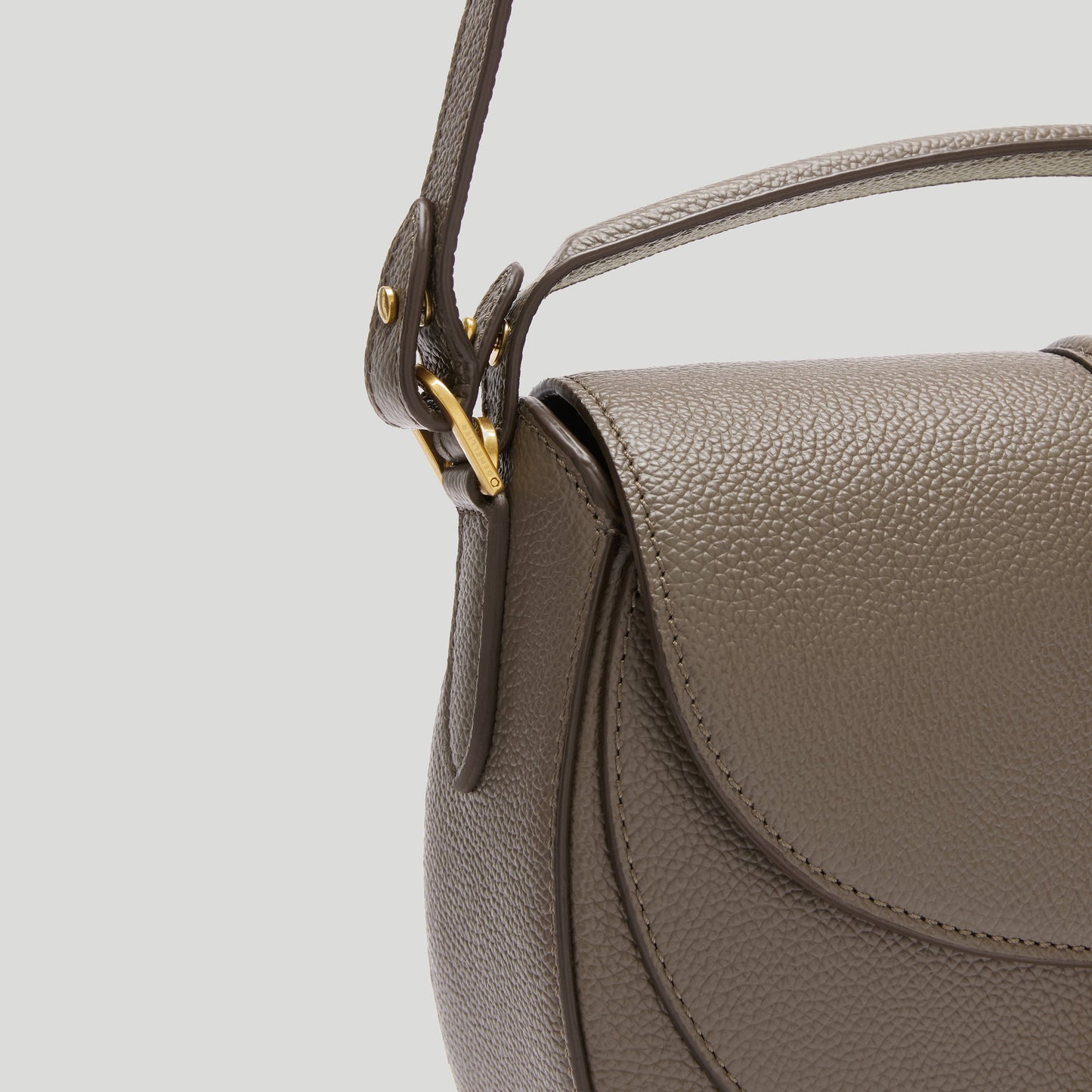 Exclusive The Siena Saddle — One Size — Size dark taupe small grain — Top View
