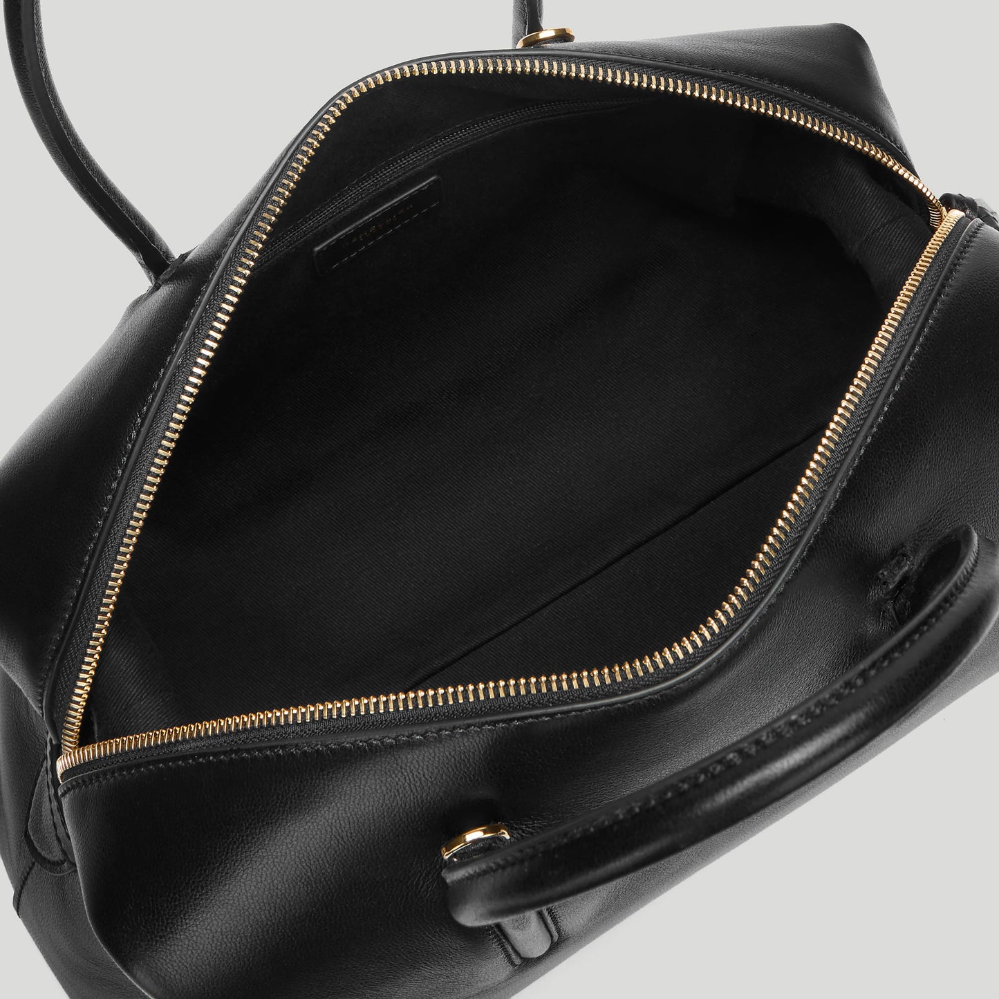Exclusive The Midi Stockholm — Midi — Size black fine grain — Top View