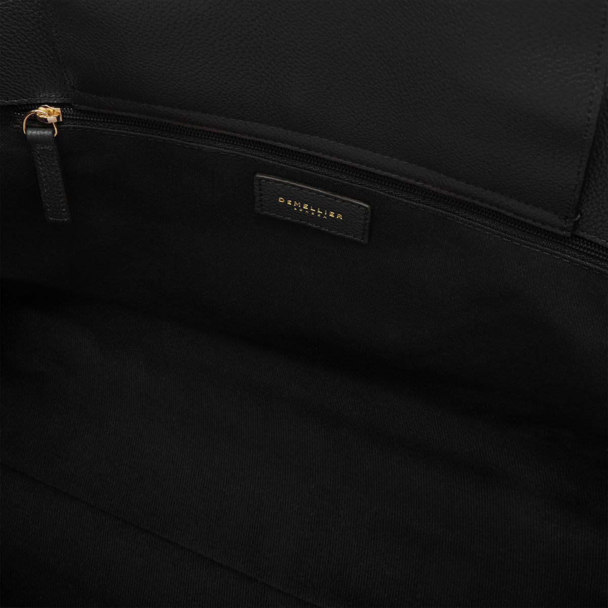 Exclusive The Midi Hudson — Midi — Size black small grain — Detail View