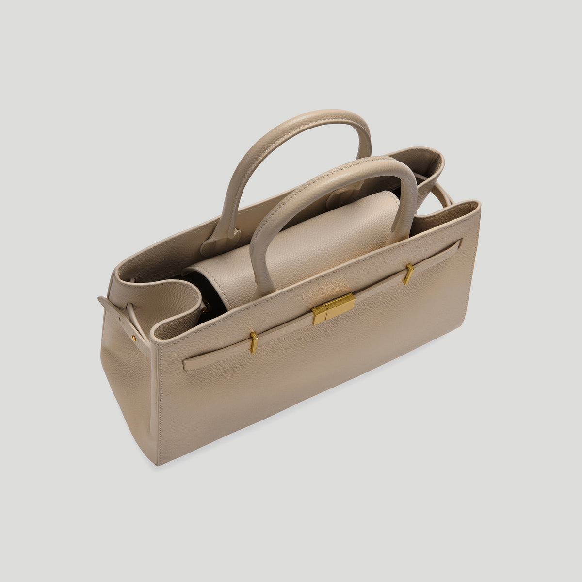 Exclusive The Midi Hudson — Midi — Size light taupe small grain — Top View
