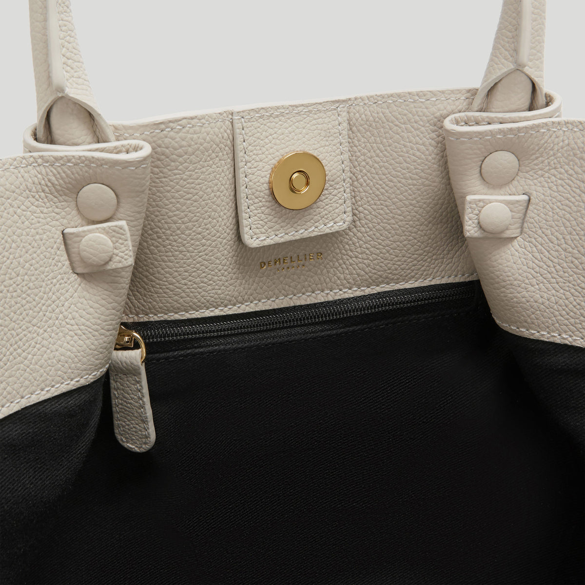 Exclusive The Midi New York — Midi — Size chalk small grain — Detail View