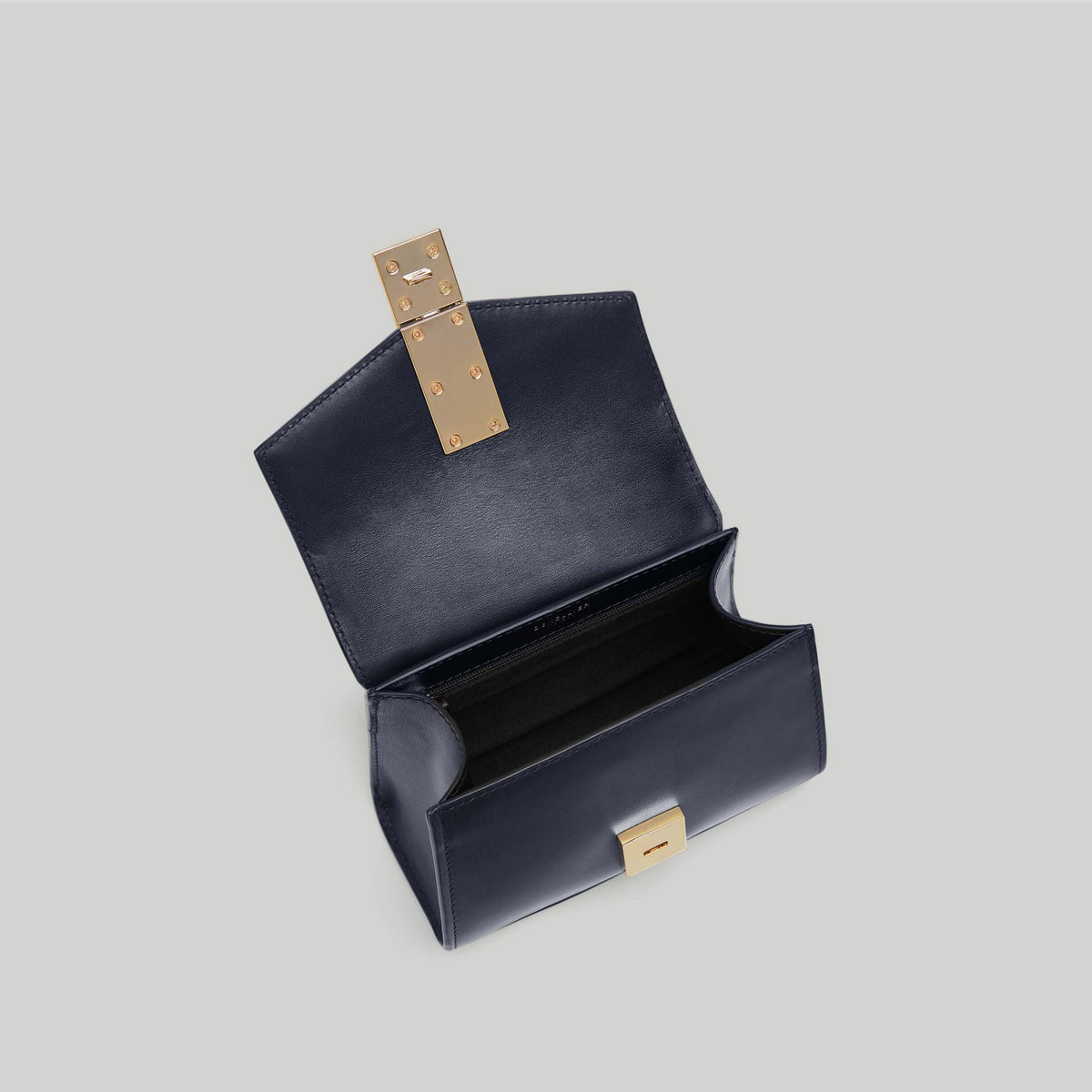 Exclusive The Nano Montreal — Mini — Size navy smooth — Back View