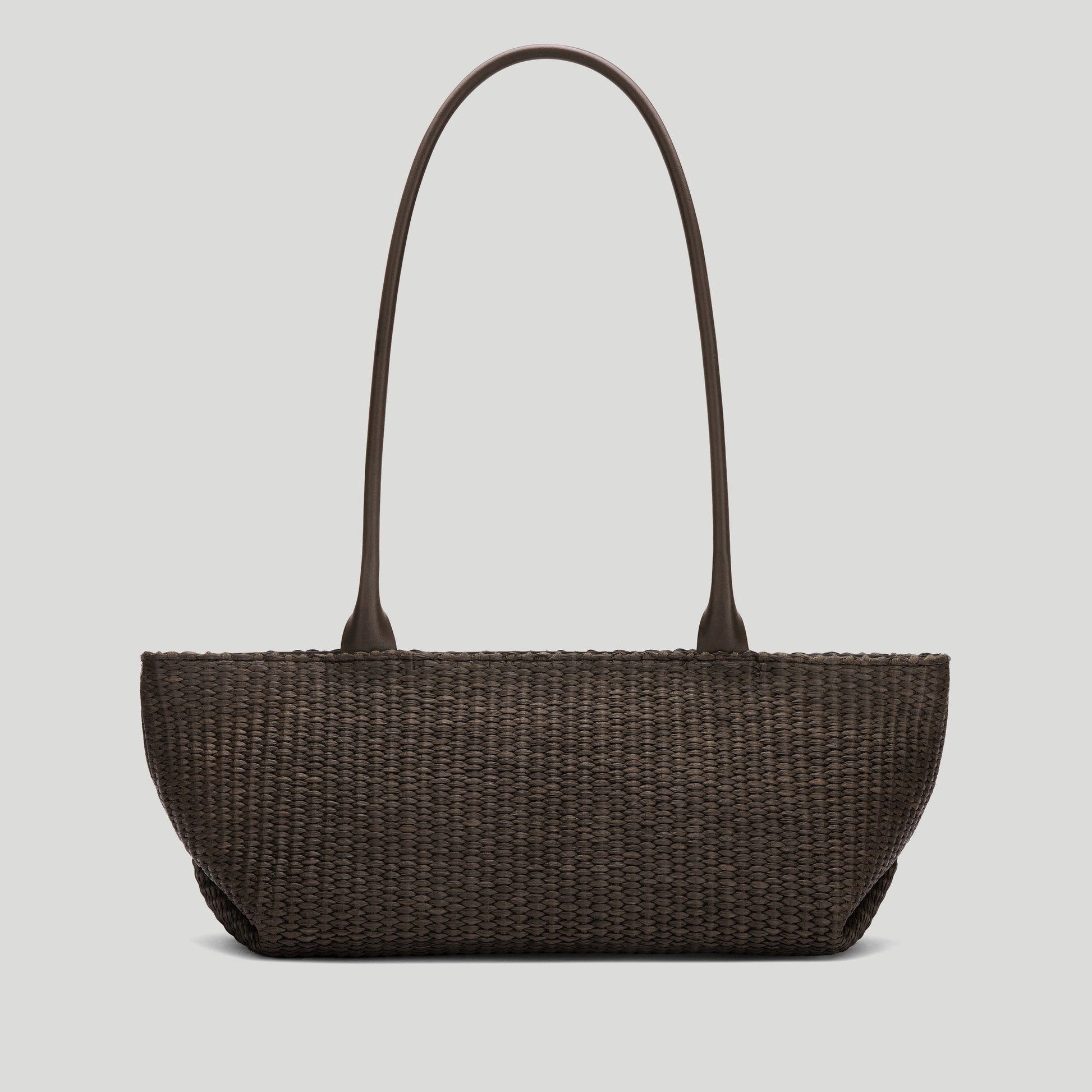 Exclusive The New York Shoulder — One Size — Size espresso raffia — Lifestyle View