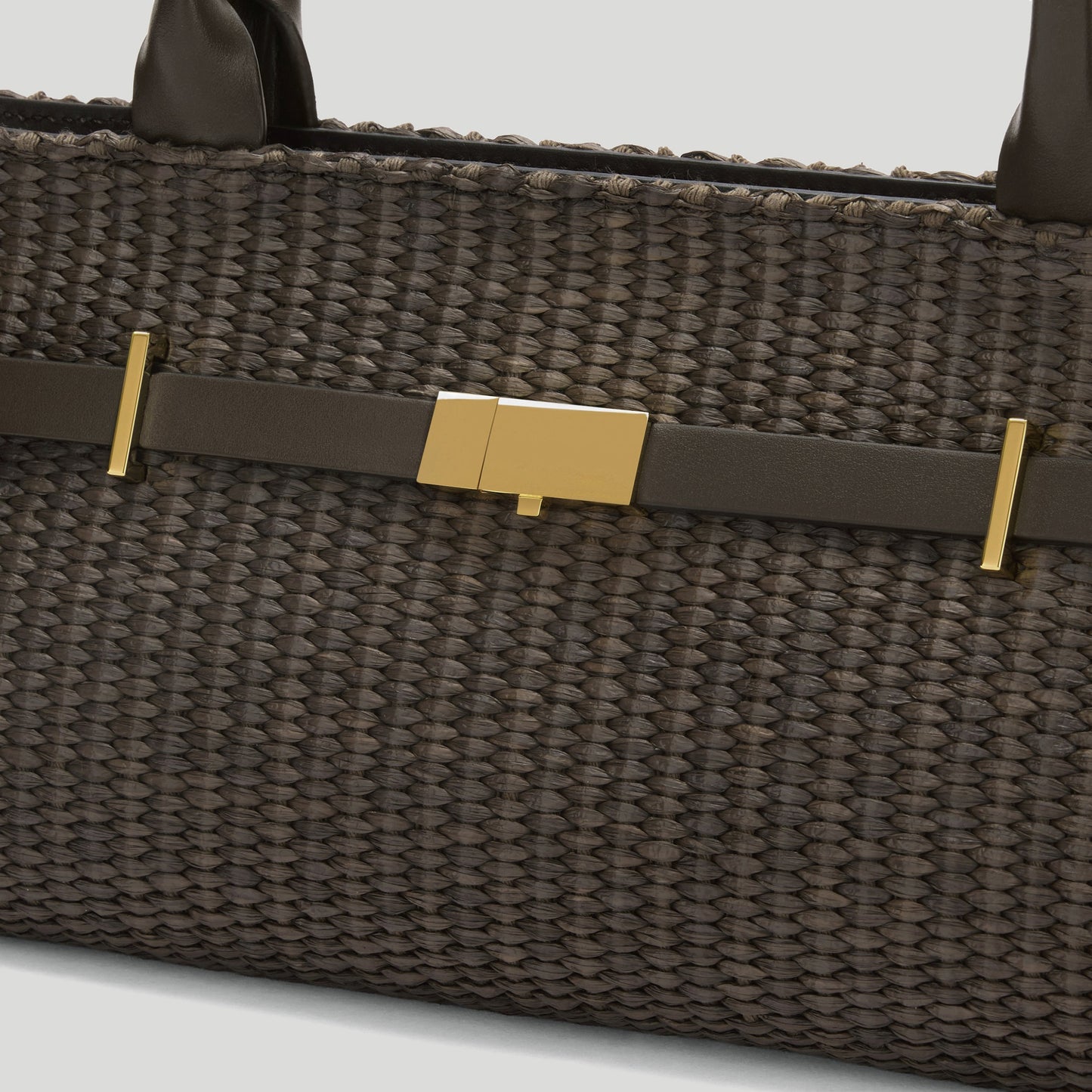 Exclusive The New York Shoulder — One Size — Size espresso raffia — Back View