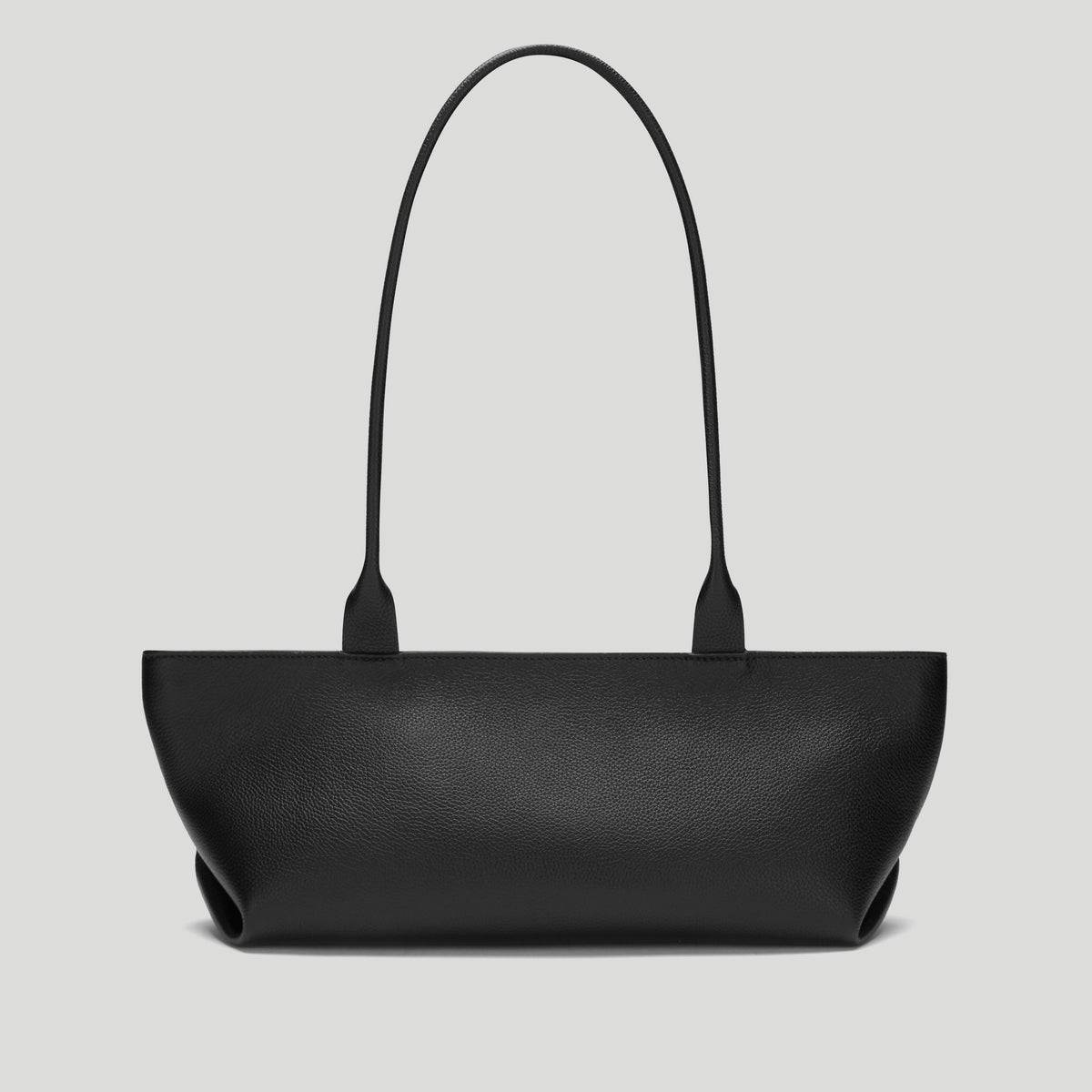 Exclusive The New York Shoulder — One Size — Size black small grain — Lifestyle View