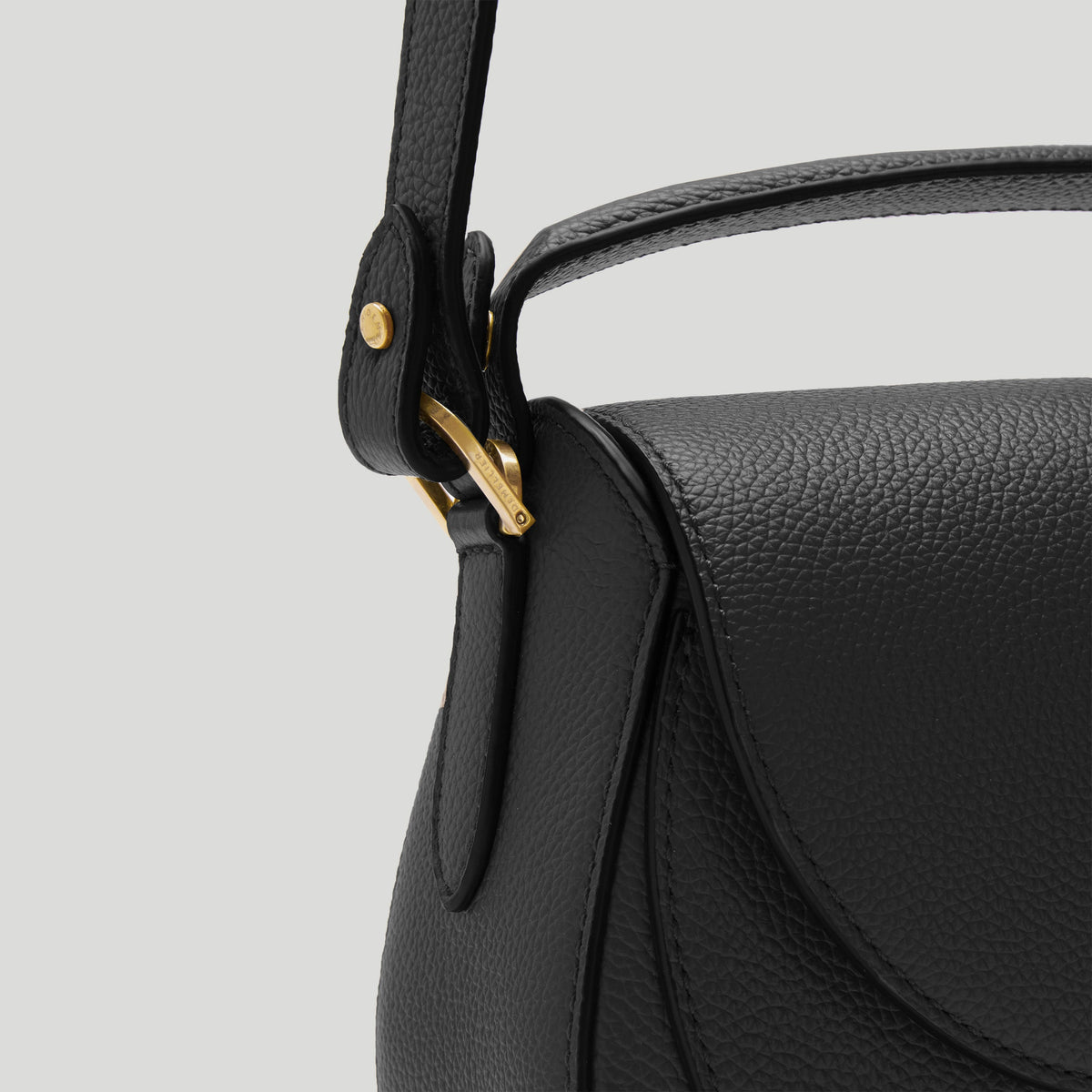 Exclusive The Siena Saddle — One Size — Size black small grain — Detail View