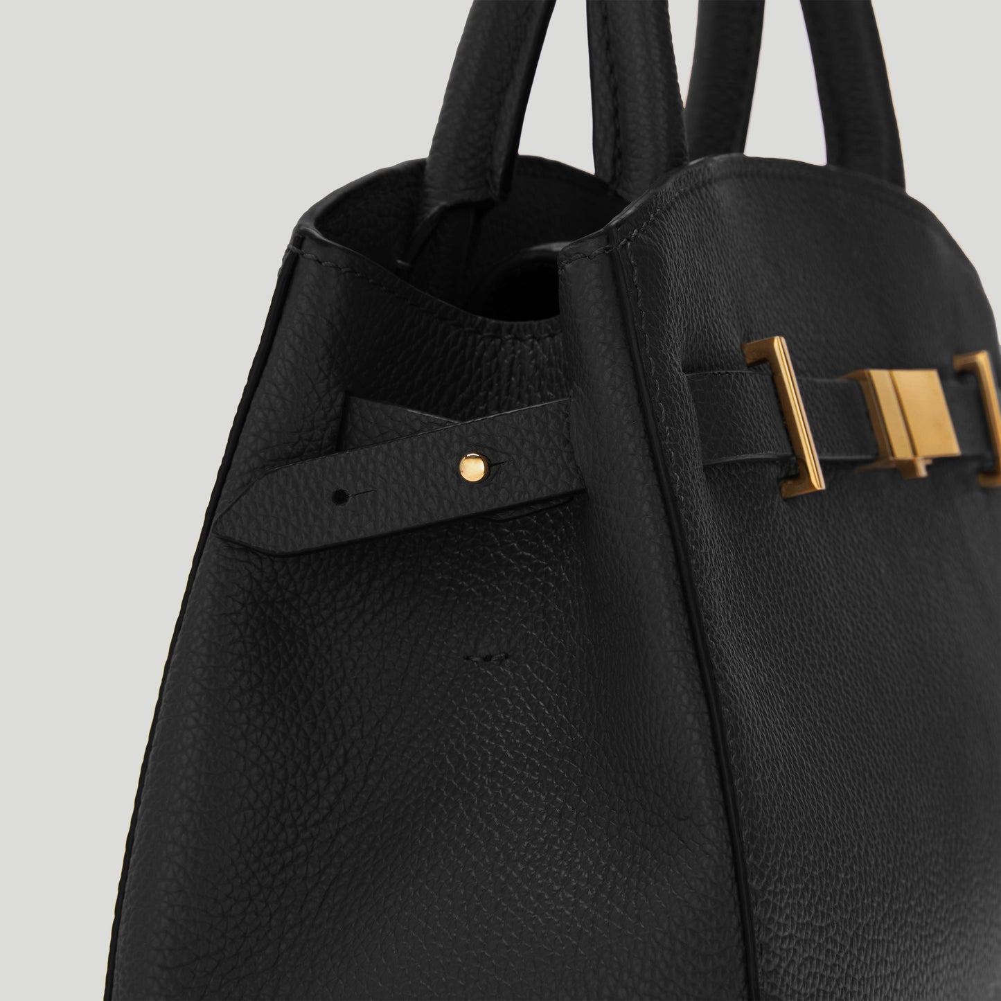 Exclusive The Small Hudson — Small — Size black small grain — Back View