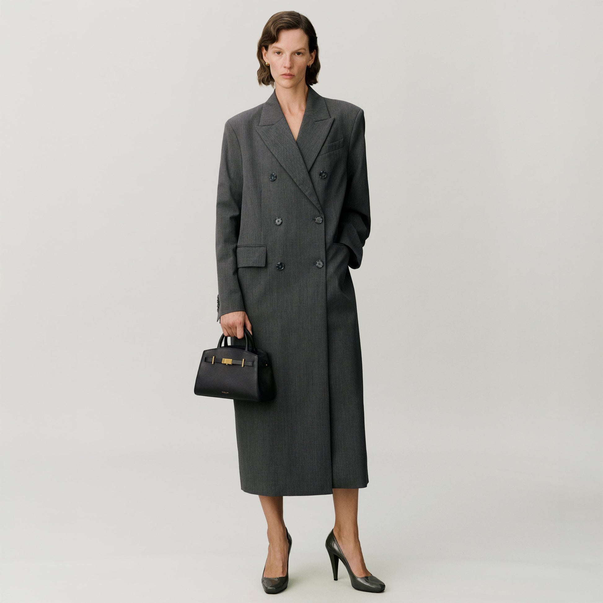 Exclusive The Small Hudson — Small — Size tan small grain — Alternate View 7