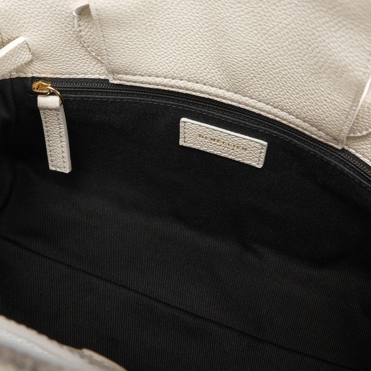 Exclusive The Small Hudson — Small — Size chalk small grain — Top View