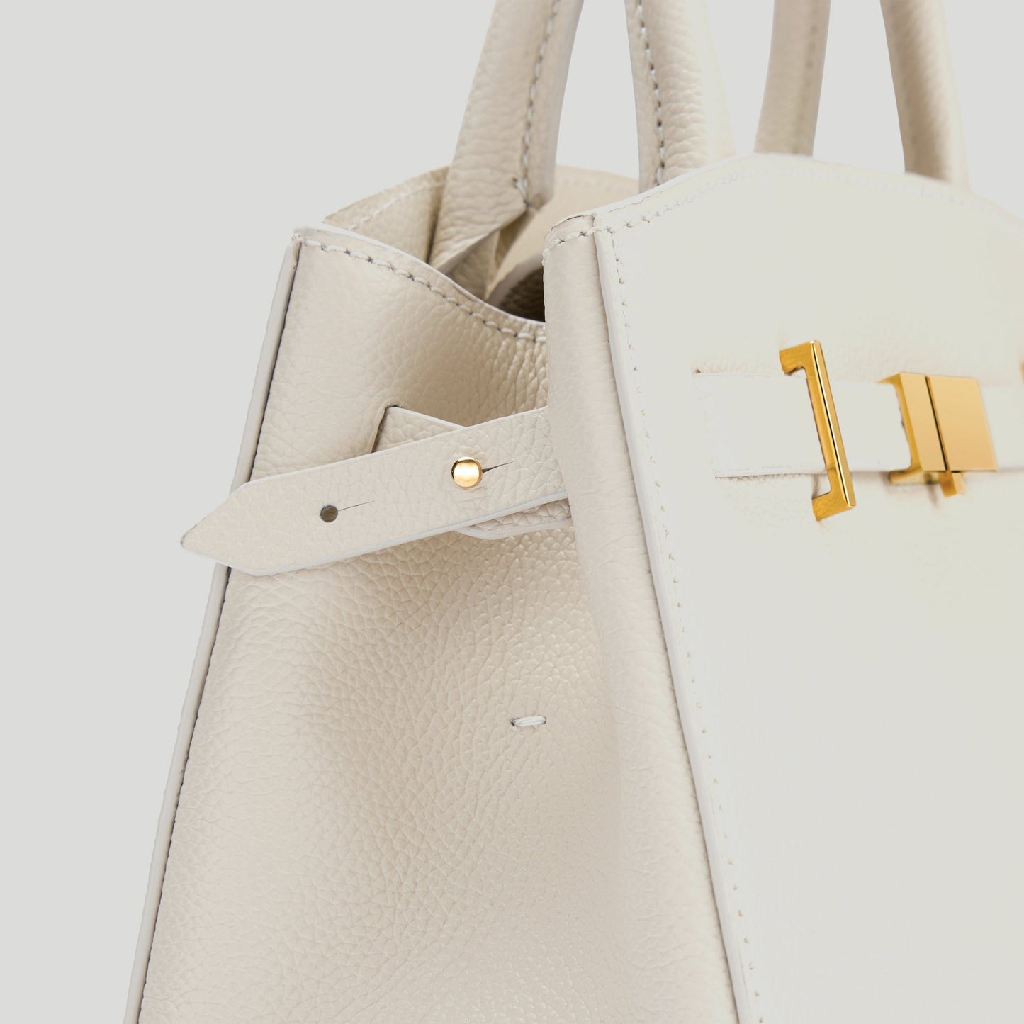 Exclusive The Small Hudson — Small — Size chalk small grain — Side View