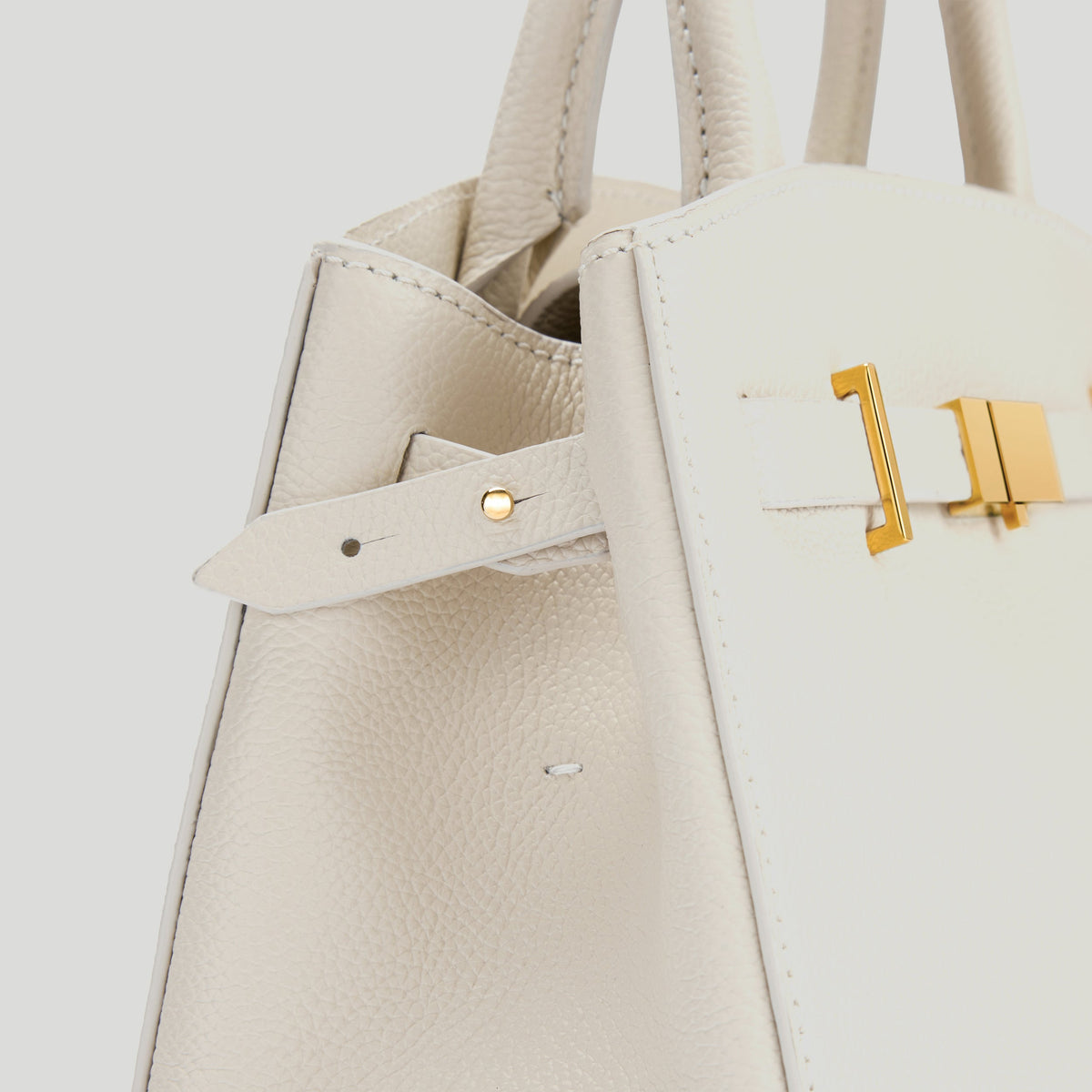 Exclusive The Small Hudson — Small — Size chalk small grain — Side View