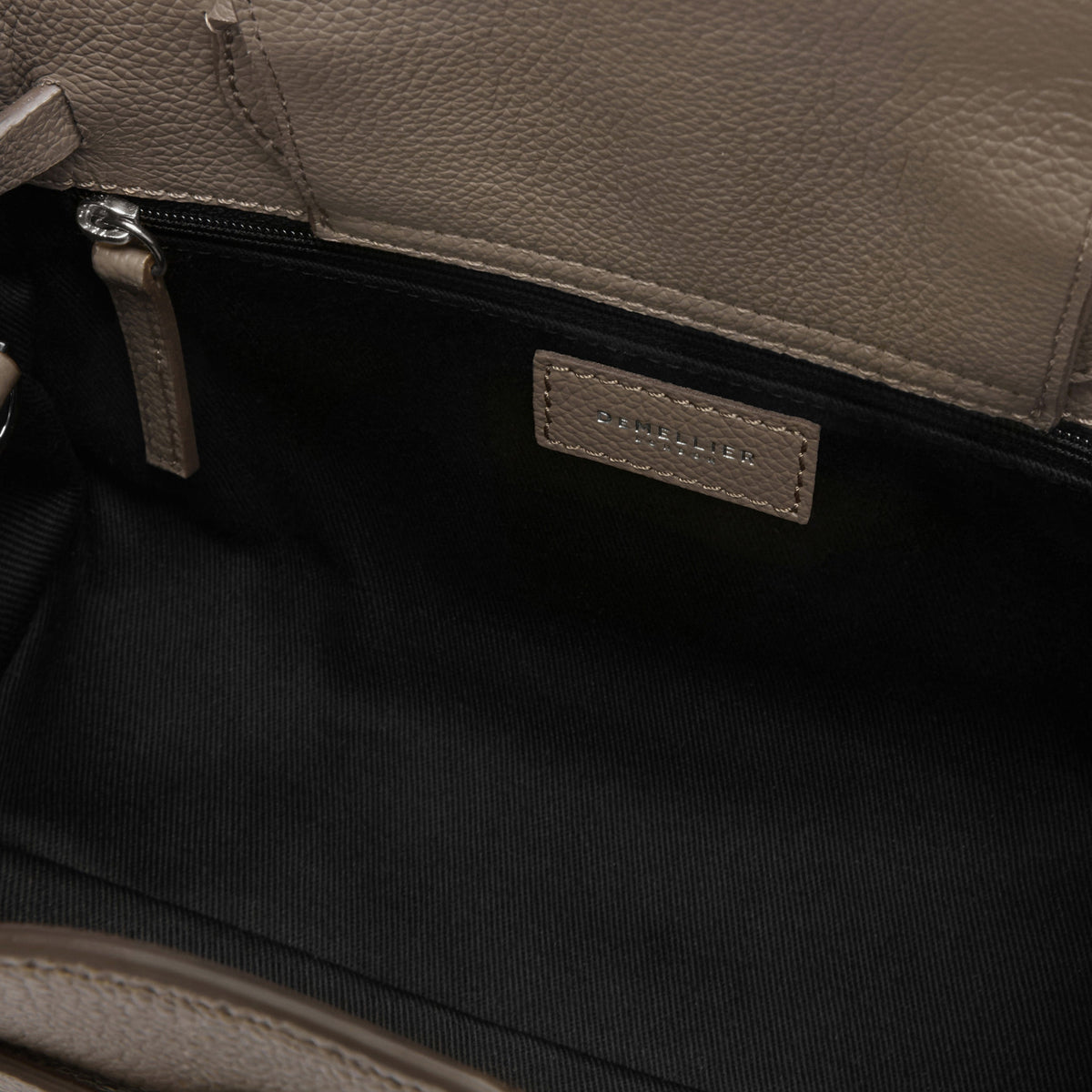 Exclusive The Small Hudson — Small — Size dark taupe small grain — Top View