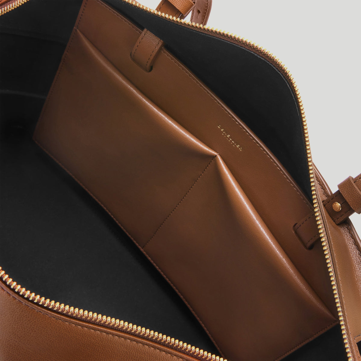 Exclusive The Florence — One Size — Size tan fine grain — Top View