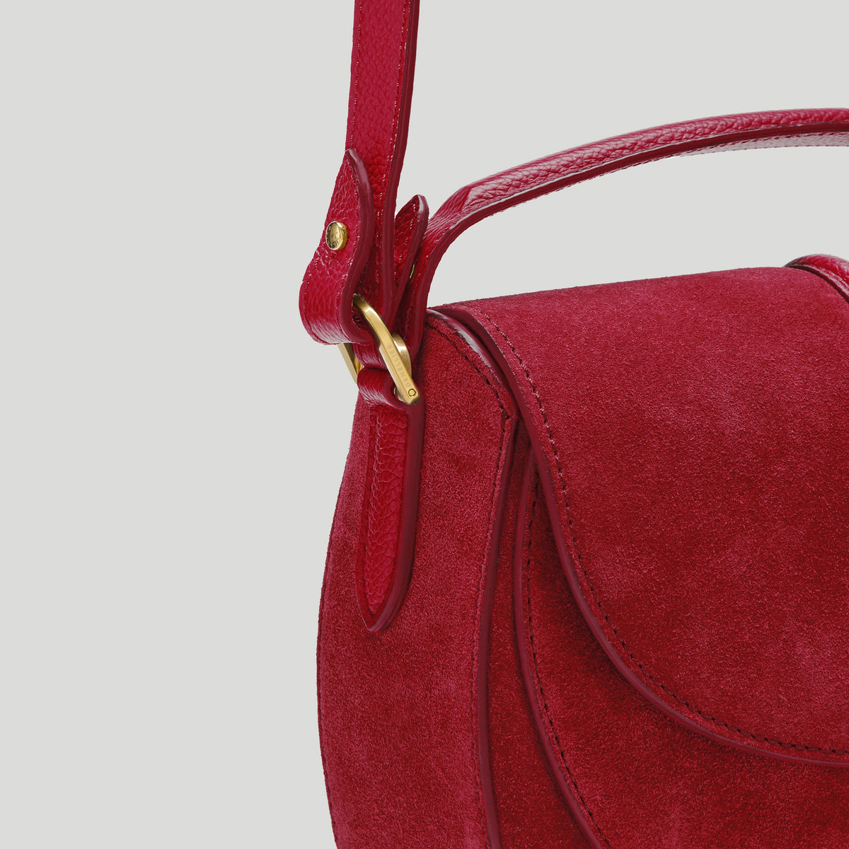 Exclusive The Siena Saddle — One Size — Size berry red suede — Detail View