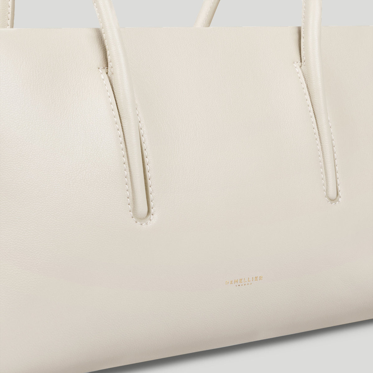 Exclusive The Stockholm Shoulder — One Size — Size chalk fine grain — Back View