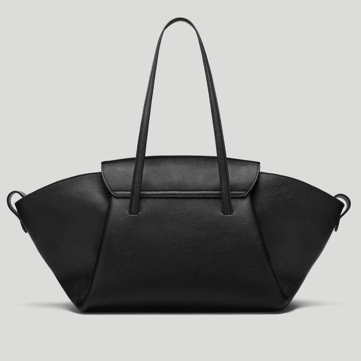 Exclusive The Brooklyn — One Size — Size black small grain — Lifestyle View