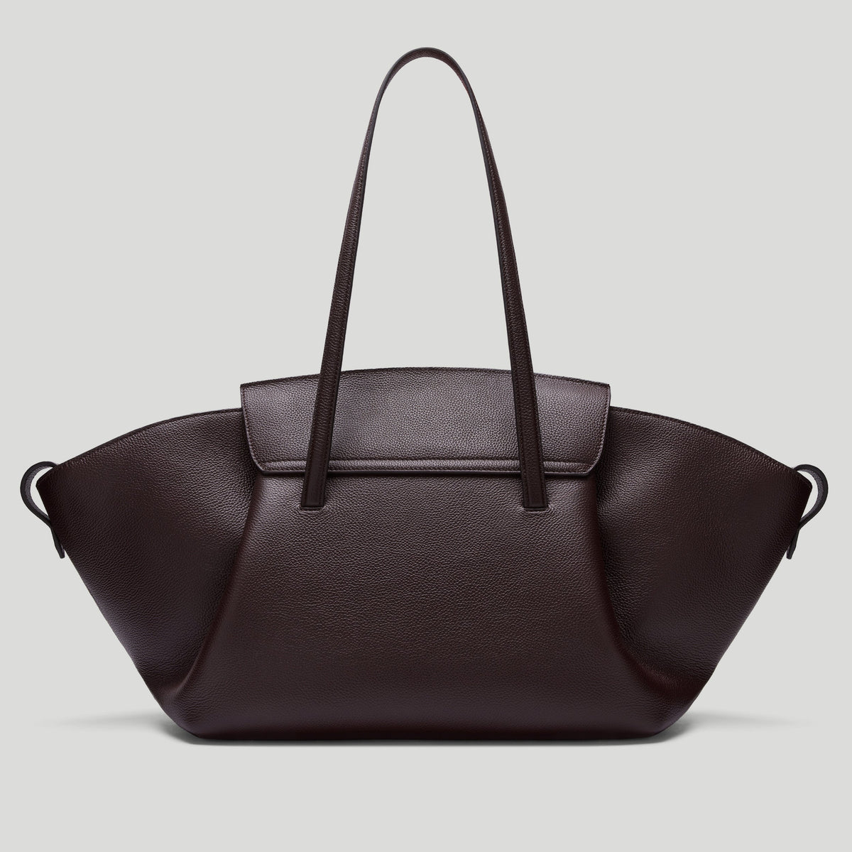Exclusive The Brooklyn — One Size — Size bordeaux small grain — Lifestyle View