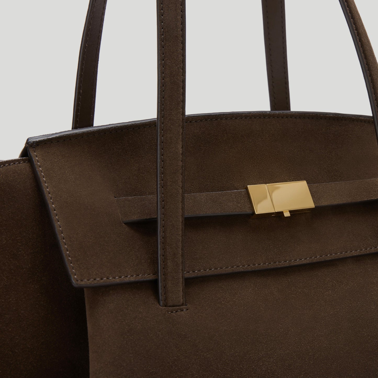 Exclusive The Brooklyn — One Size — Size mocha suede — Side View