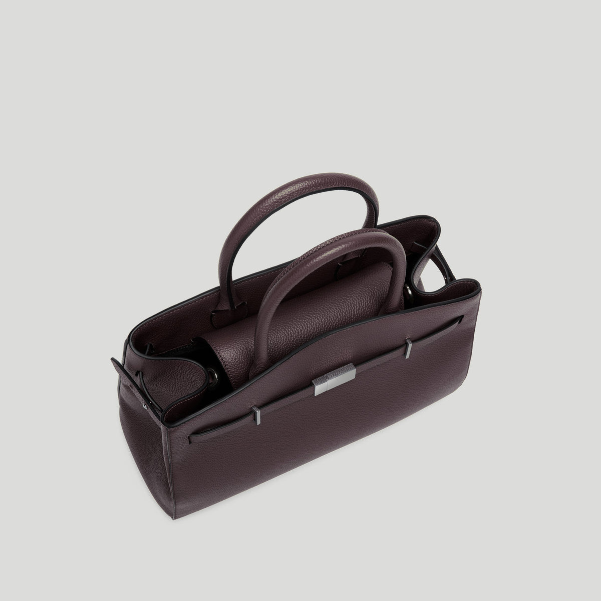 Exclusive The Midi Hudson — Midi — Size bordeaux small grain — Back View