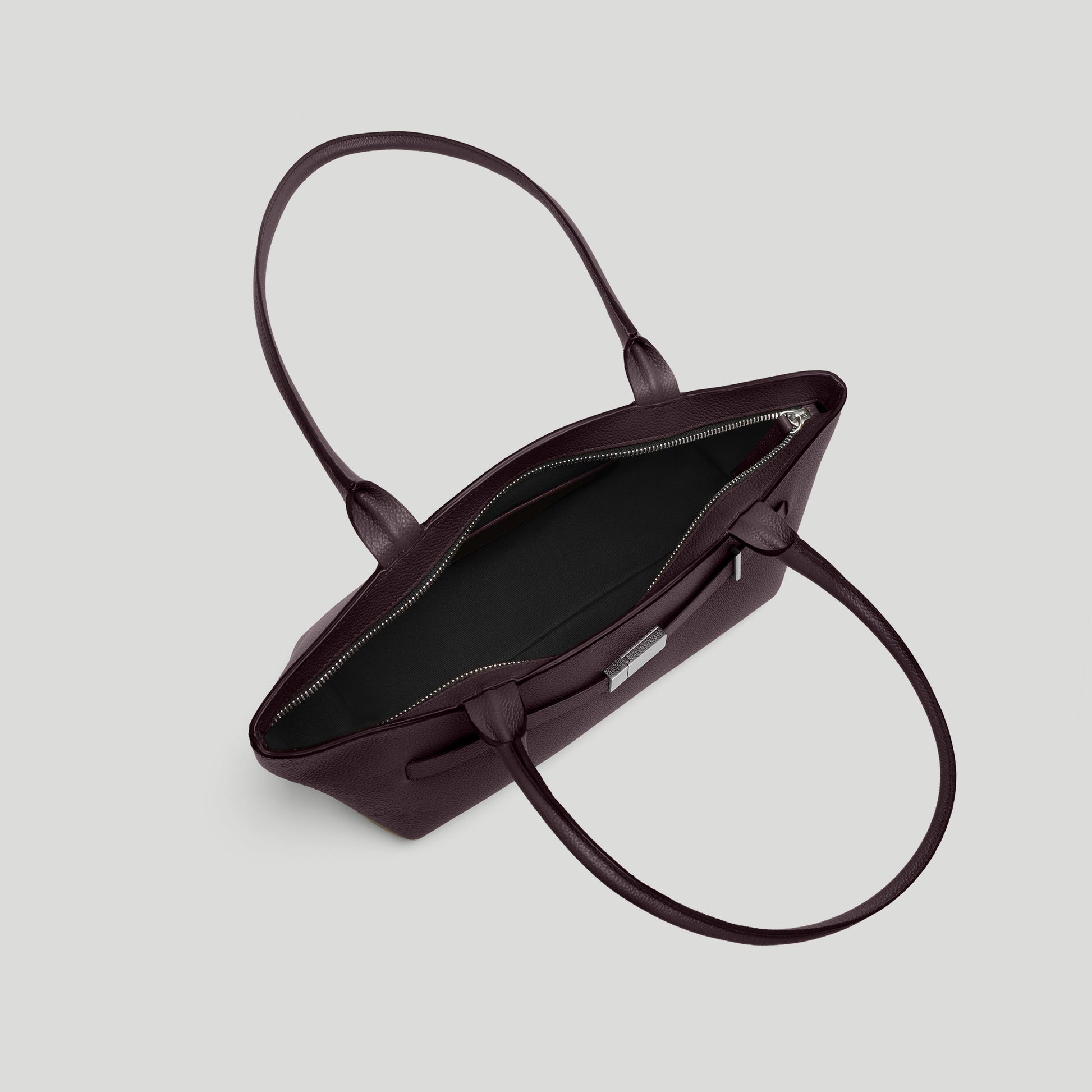 Exclusive The New York Shoulder — One Size — Size bordeaux small grain — Back View
