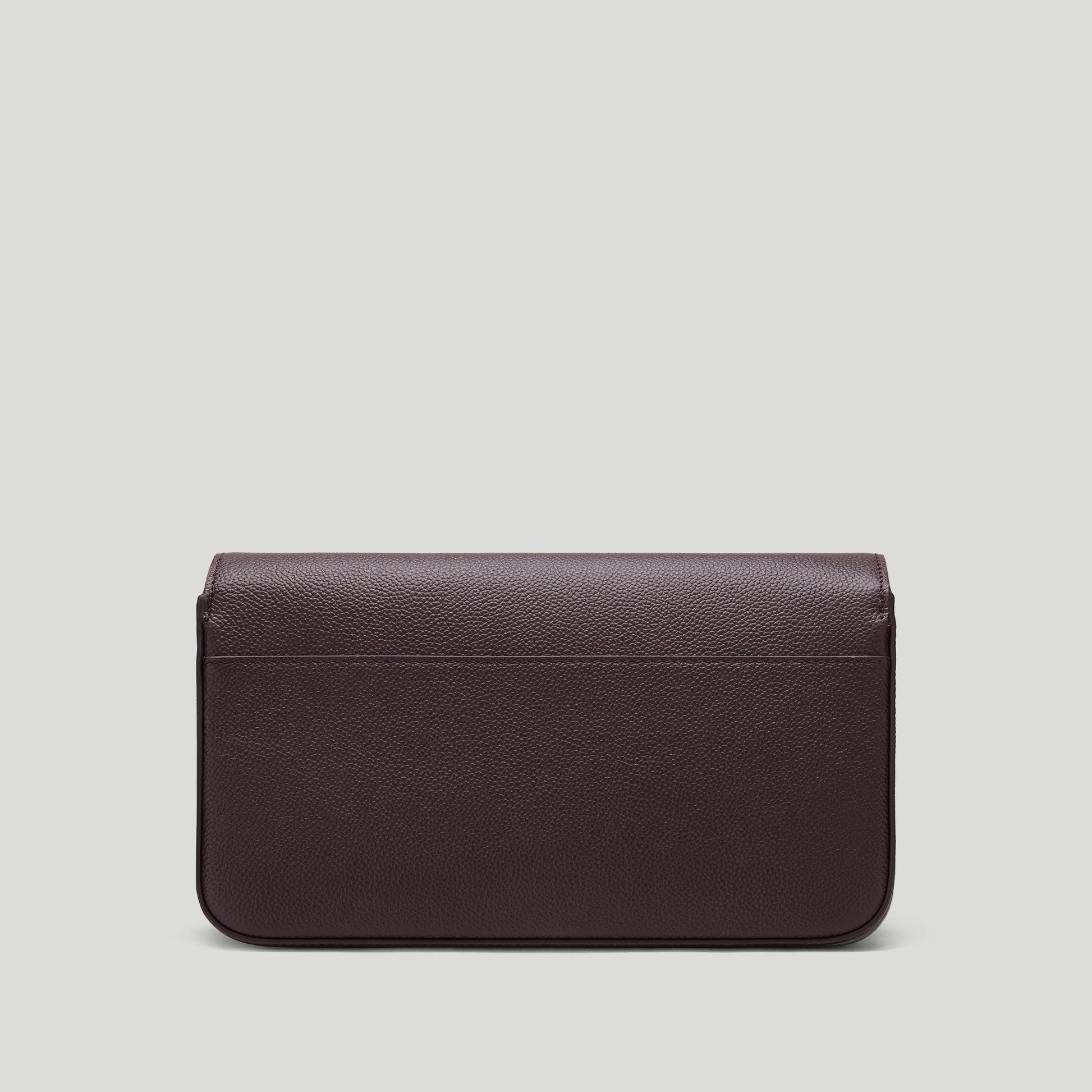 Exclusive The New York Crossbody — One Size — Size bordeaux small grain — Detail View