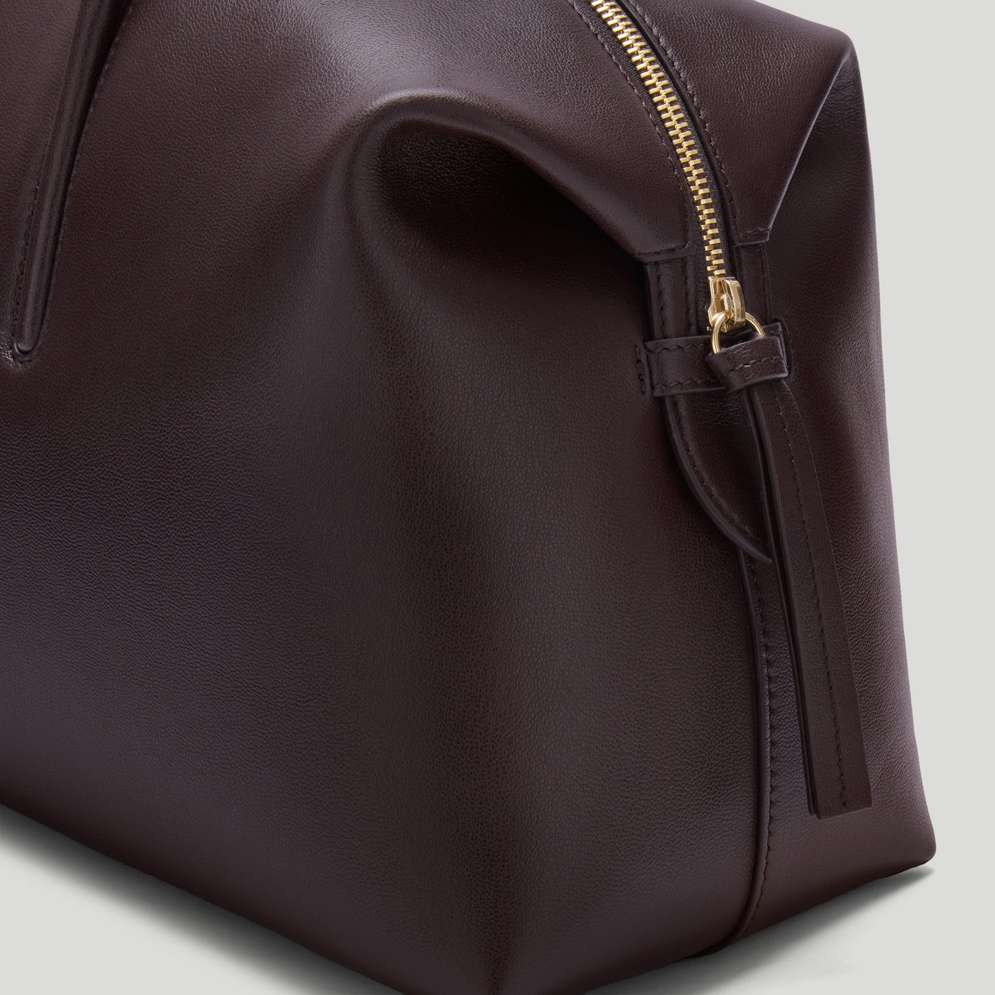 Exclusive The Stockholm — One Size — Size bordeaux fine grain — Back View