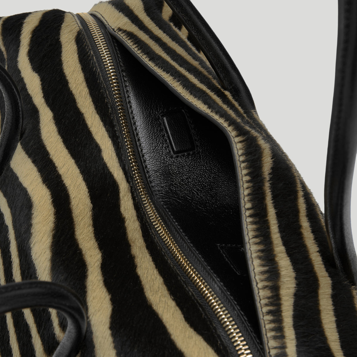 Exclusive The Stockholm — One Size — Size zebra-effect hair calf — Detail View