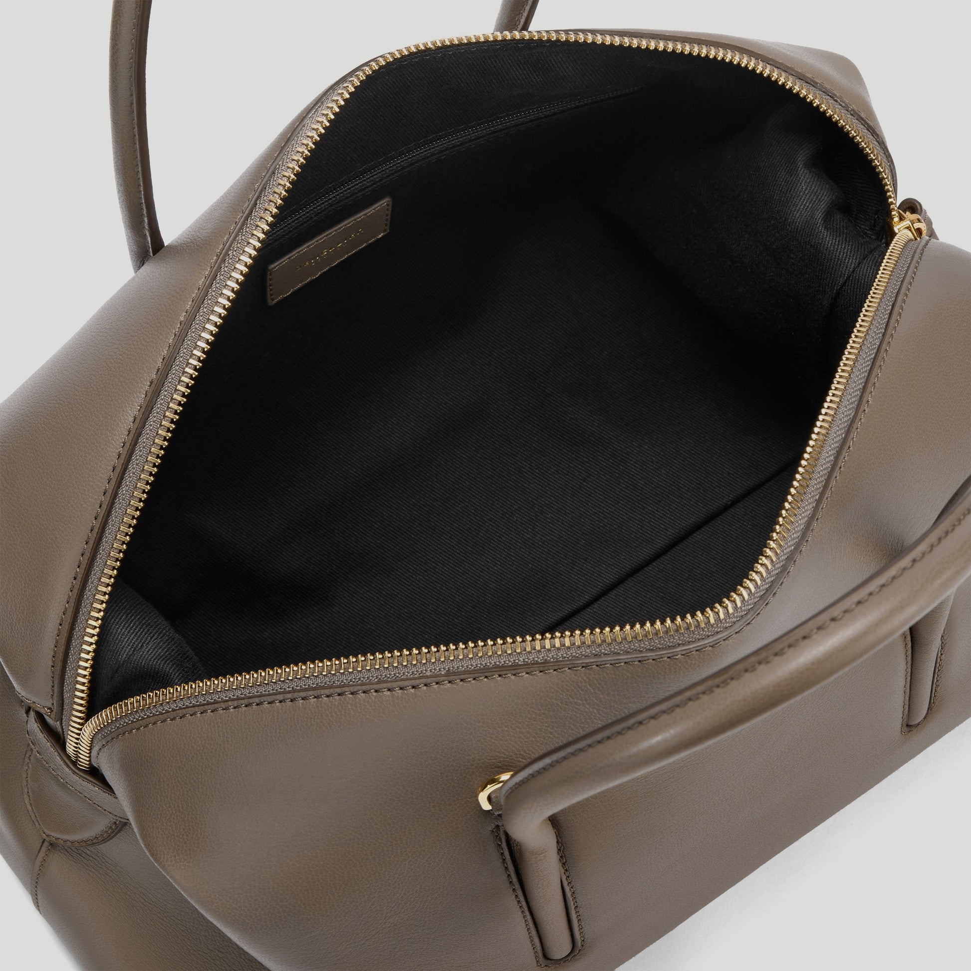 Exclusive The Midi Stockholm — Midi — Size dark taupe fine grain — Back View