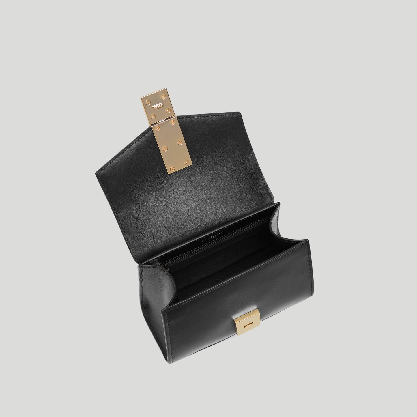 Exclusive The Nano Montreal — Mini — Size black smooth — Back View